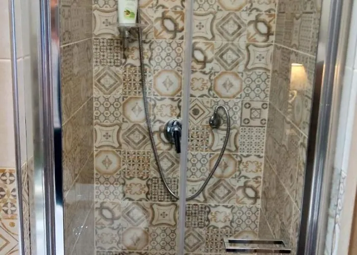 לינה וארוחת בוקר San Pietro Shabby Chic רומא